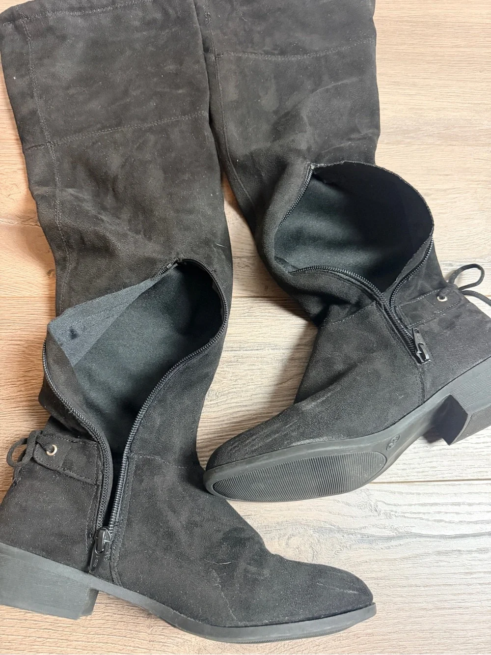 Women’s Black Over the Knee Suede Boots Size 8.5 Tall Stretchy Zip Comfy